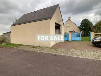 Detached House with Garden by the Coast