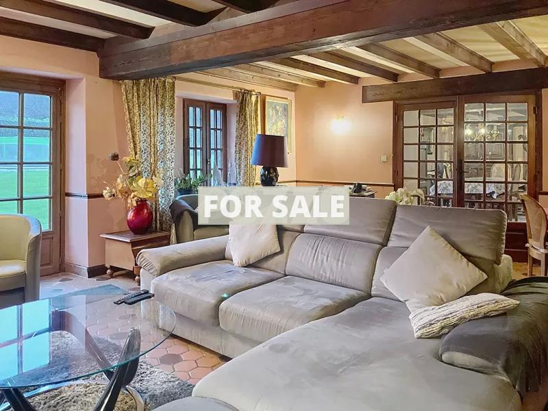 Main House, Guest House and Swimming Pool