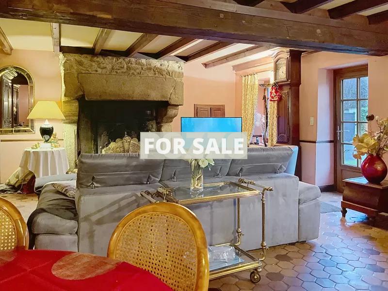 Main House, Guest House and Swimming Pool