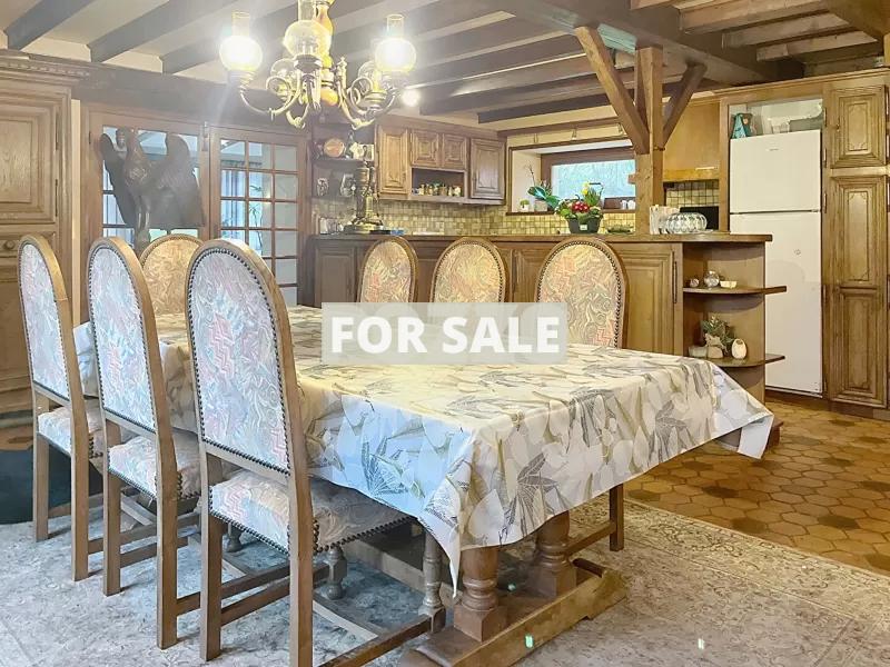 Main House, Guest House and Swimming Pool