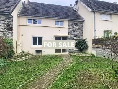 Town House with Neat Garden