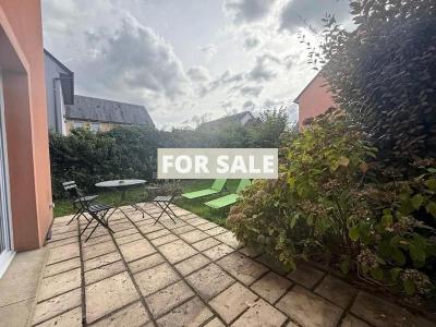 Traditional House with Garden