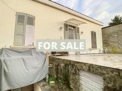 House only 2km from the Sea, Great Location