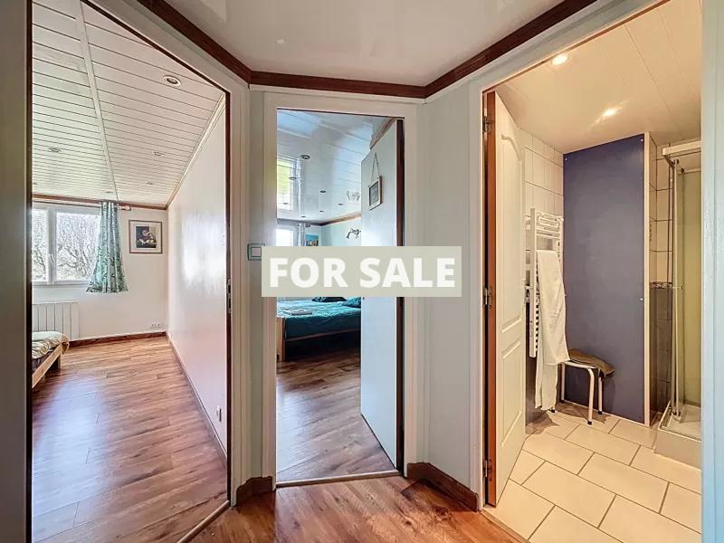 Coastal House in Great Location