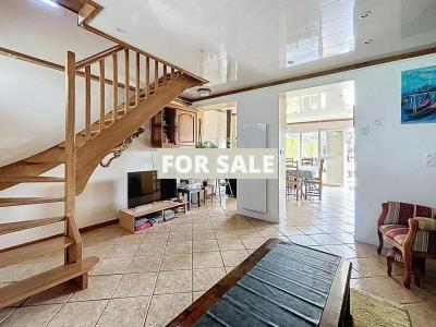 Coastal House in Great Location