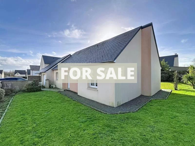 Contemporary Detached House by the Coast