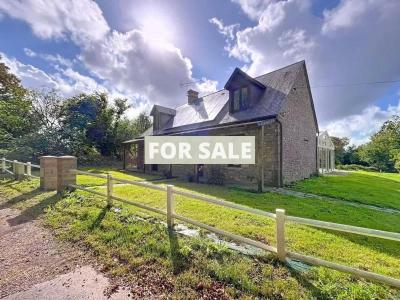 Detached Country House with Swimming Pool