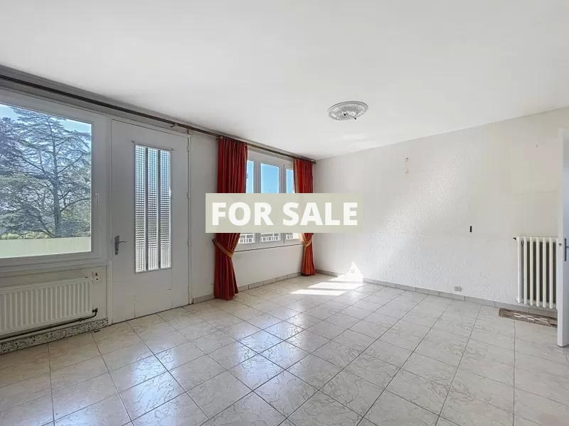 Contemporary Detached House by the Coast