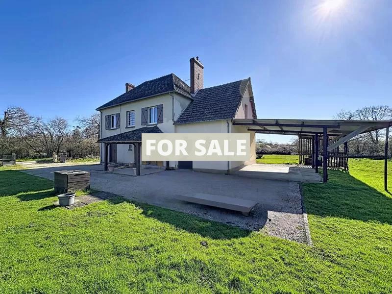 Detached Country House with Open Views