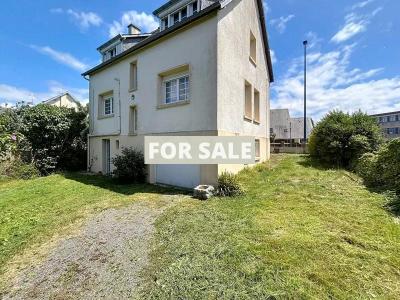 Detached House with Garden and Open Sea View