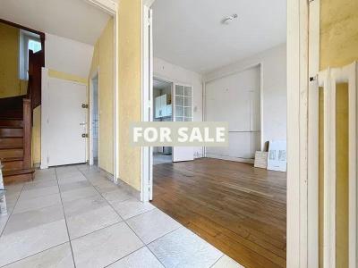 Detached House with Garden and Open Sea View