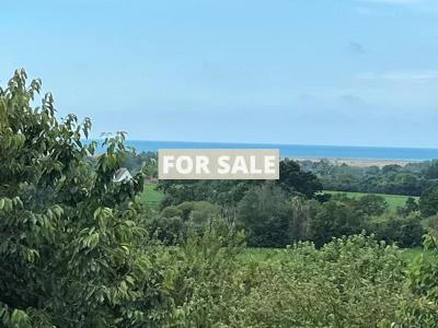 Detached House with Garden and Open Sea View