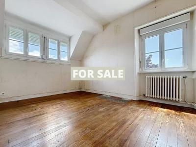 Detached House with Garden and Open Sea View