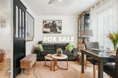 Detached Country House with Lovely Interiors