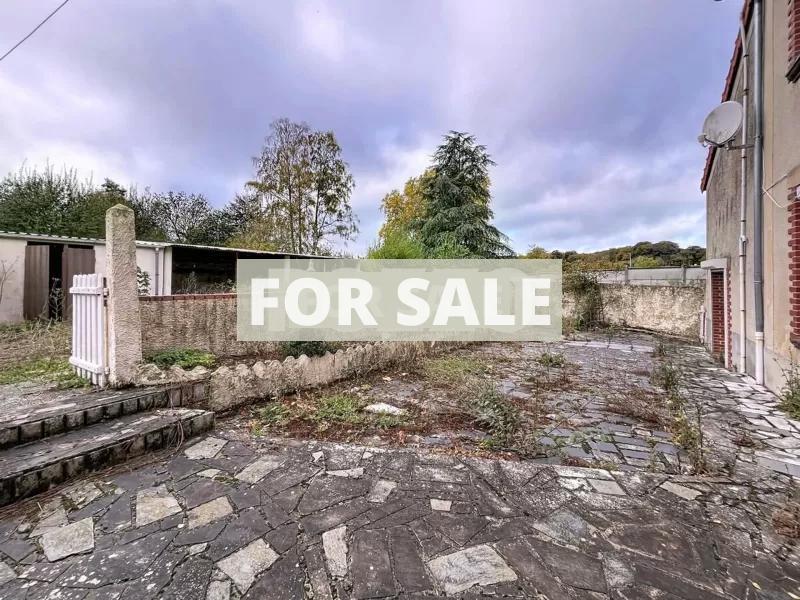 Traditional House with Garden