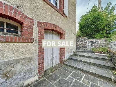 House with Garage and Garden by the Coast