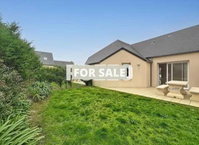 Modern Detached House by the Coast