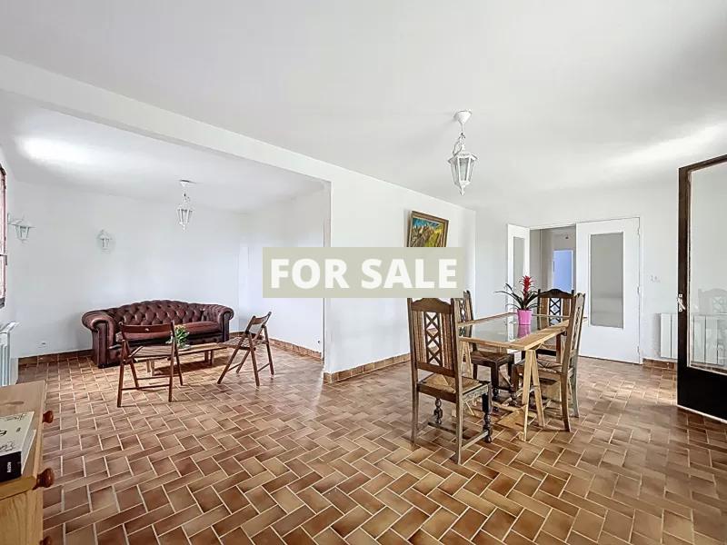 Detached Country House with Sea Views