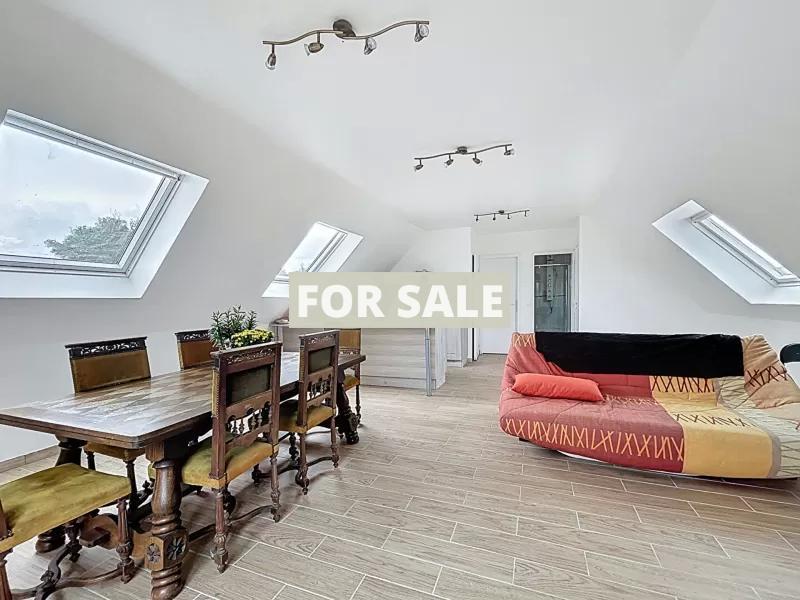 Detached House with Garden With Open Sea Views