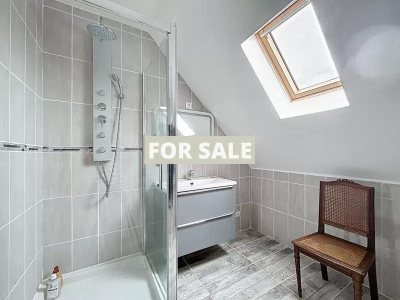 Detached House with Garden With Open Sea Views