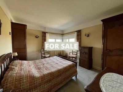 Detached House with Garden in Quiet Location