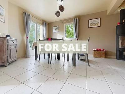 Detached House with Garden by the Coast