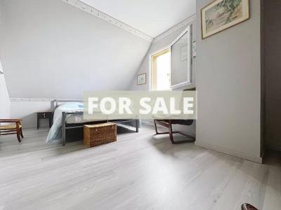 Detached House with Garden by the Coast