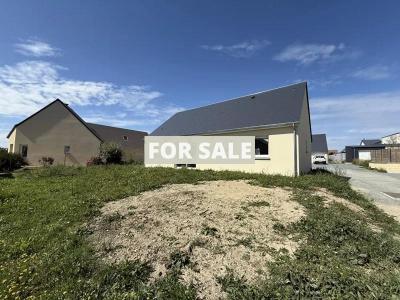 New Build Detached House with Garden