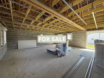 New Build Detached House with Garden
