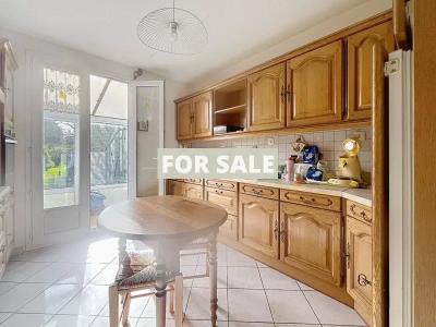 Detached House with Garden by the Coast