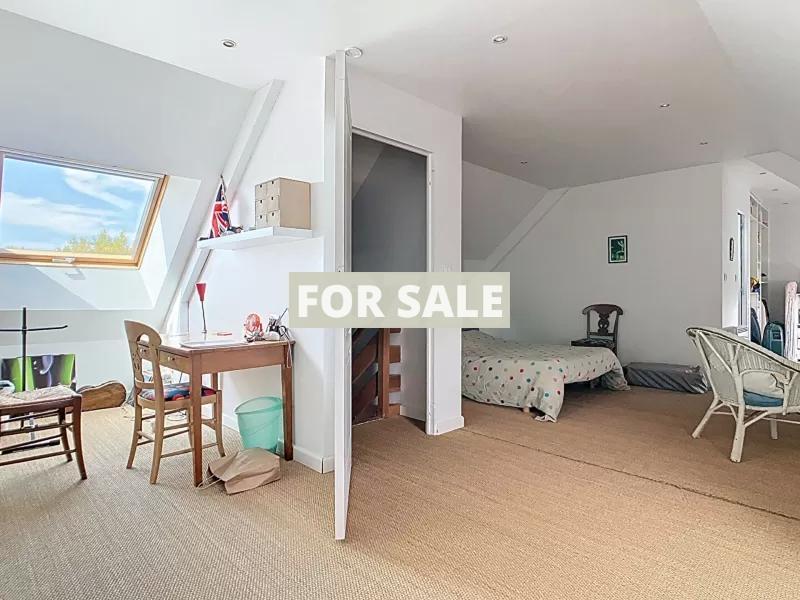 Detached Country House Close to the Coast