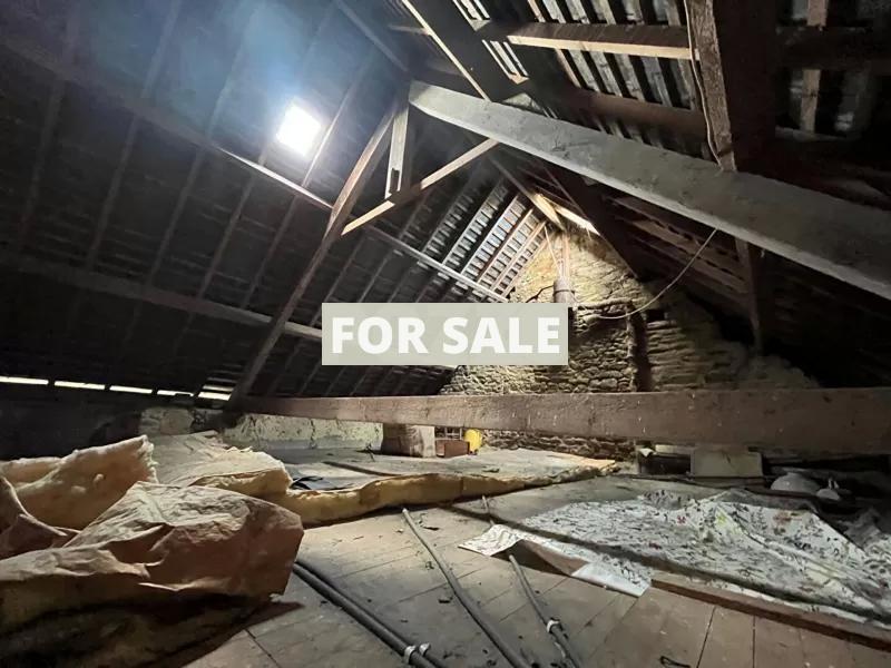 Detached Country House with Outbuilding