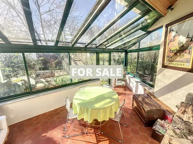 Contemporary Detached House Not Far from the Coast