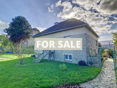 Detached House with Garden by the Coast