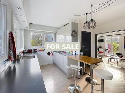 Detached House with Landscaped Garden