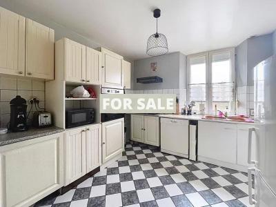 Detached House with Garden