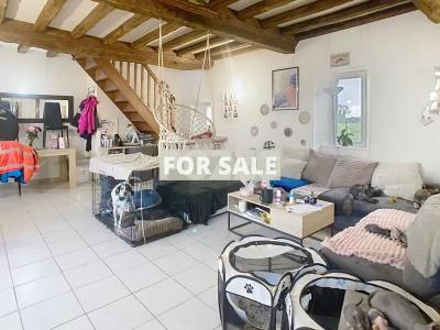 Traditional House with Garden