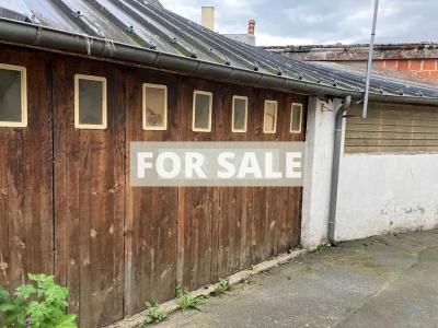 Town House with Neat Garden