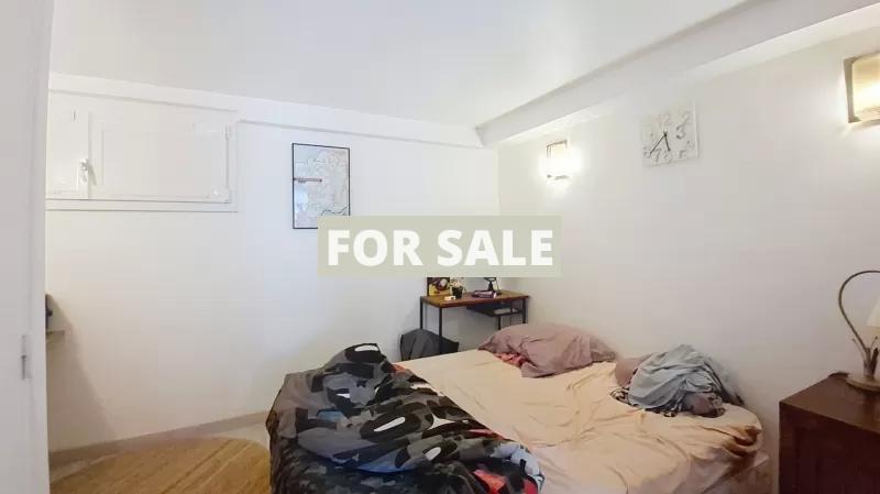 Detached House with Garden by the Coast