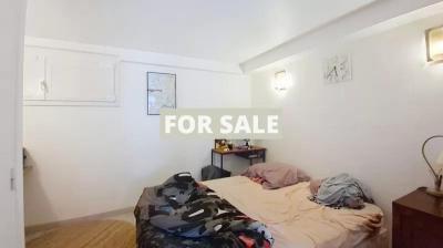 Detached House with Garden by the Coast