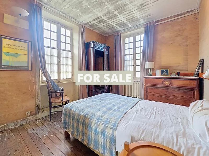 Beautiful Detached Character House with Garden