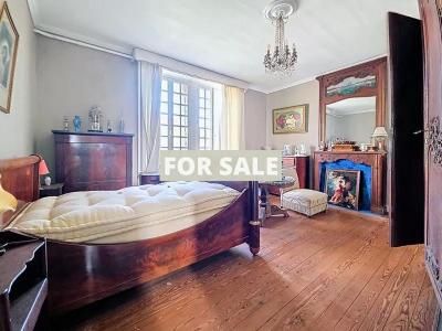 Beautiful Detached Character House with Garden