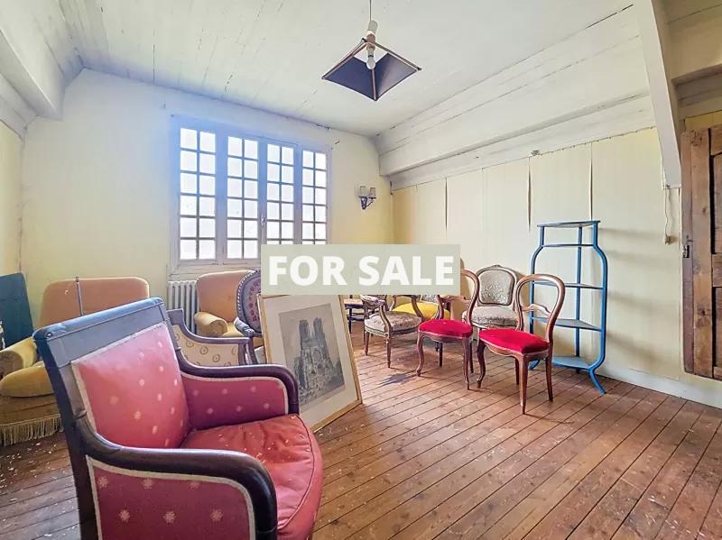 Beautiful Detached Character House with Garden