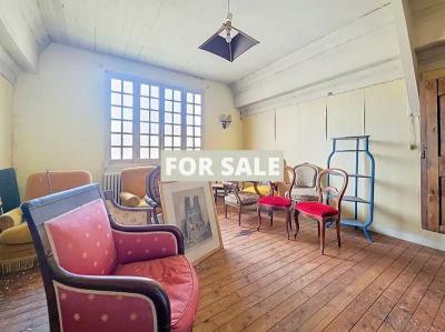Beautiful Detached Character House with Garden
