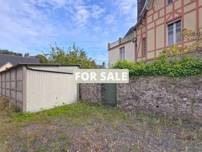 Beautiful Detached Character House with Garden