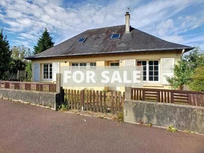 Detached House with Second House and Garden