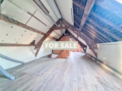 Town House with Huge Potential for Small Budget