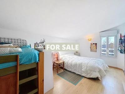 Traditional House with Garden by the Coast