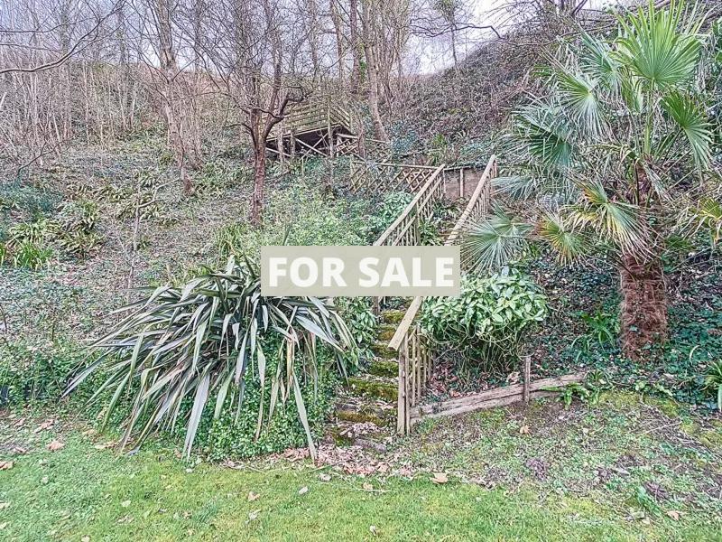 Detached House 200m From the Beach