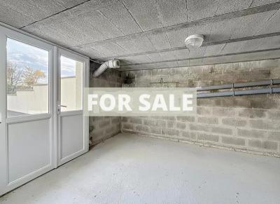 Contemporary Detached House with Landscaped Garden